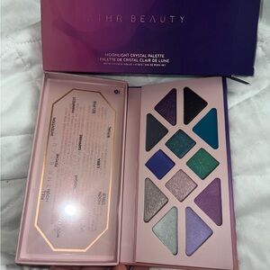 ATHR eyeshadow pallet